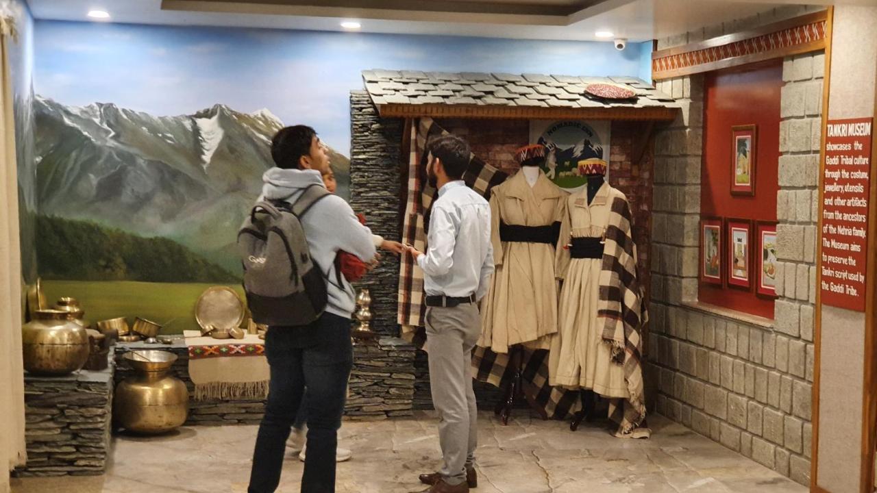 Nomadic Inn Дармсала Экстерьер фото