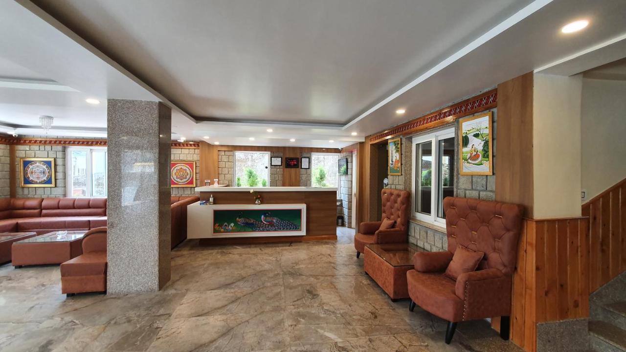 Nomadic Inn Дармсала Экстерьер фото