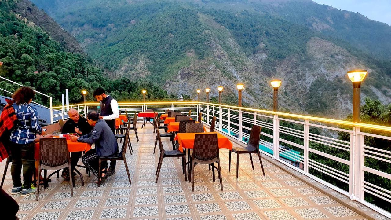 Nomadic Inn Дармсала Экстерьер фото